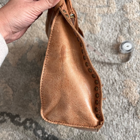 The Sak Tan Leather Floral Embossed Crossbody bag - Picture 10 of 11